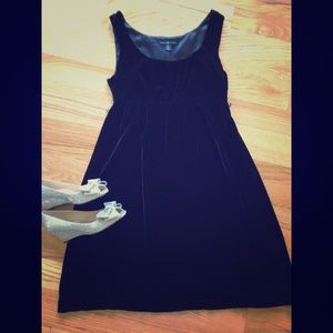 Gap black velvet dress